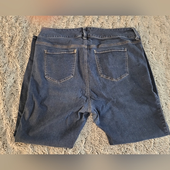 Jeans - Picture 3 of 3